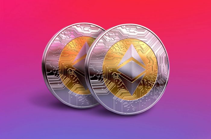 Мошенники, обещающие бесплатные биткойны и эфир, используют фейковые новостные сервисы, чтобы втереться в доверие к участникам криптовалютных сообществ в Discord